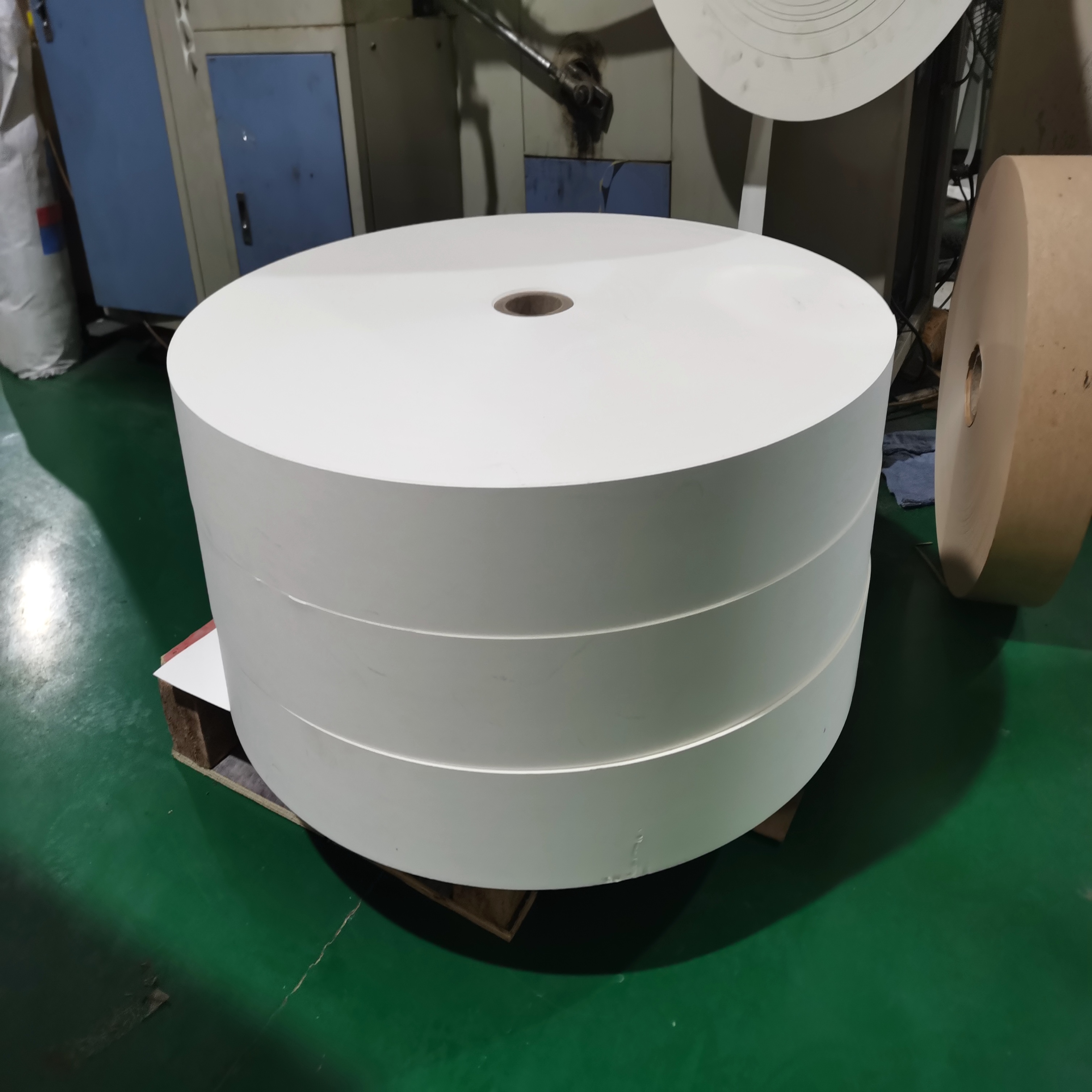 Raw materials for environmentally friendly paper cups